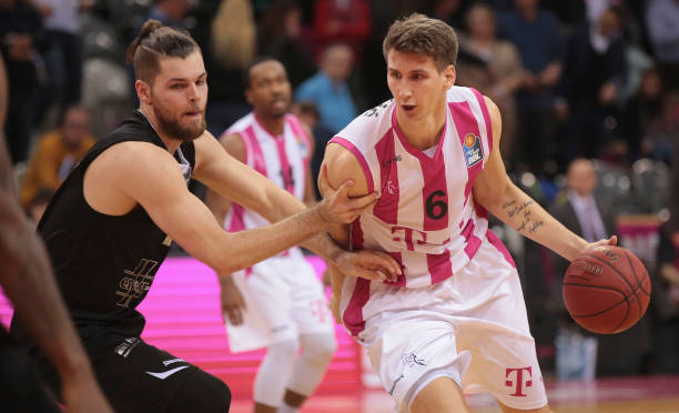 梅西在对方 梅西在对方