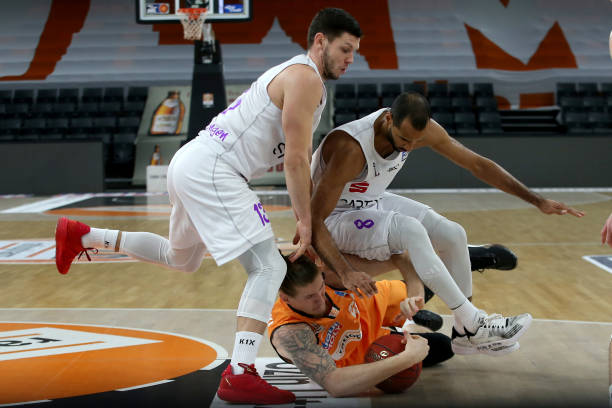 赛的胜者 赛的胜者