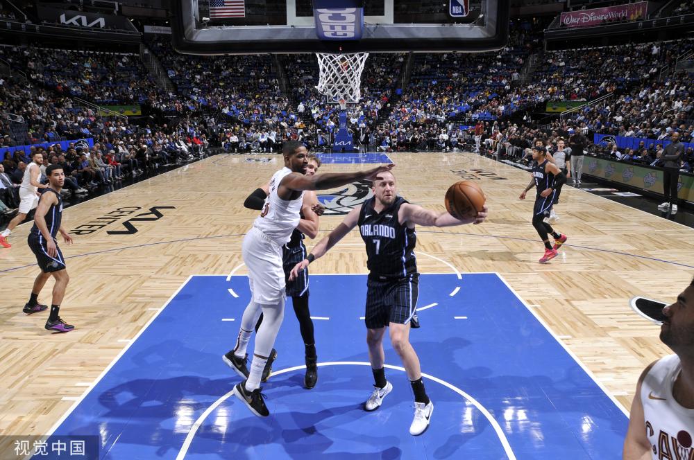 一直强调尊 一直强调尊