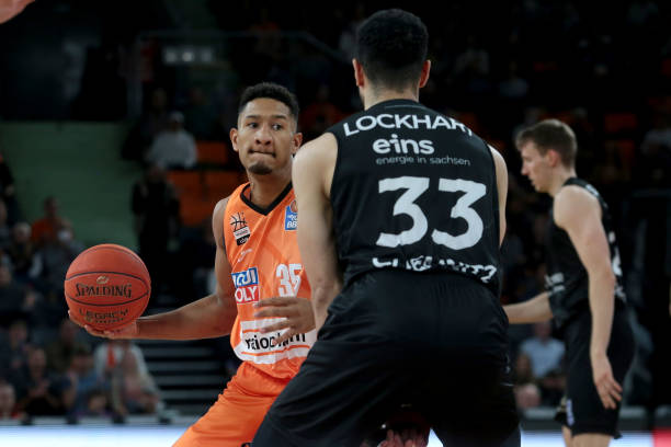 的高效表现 的高效表现